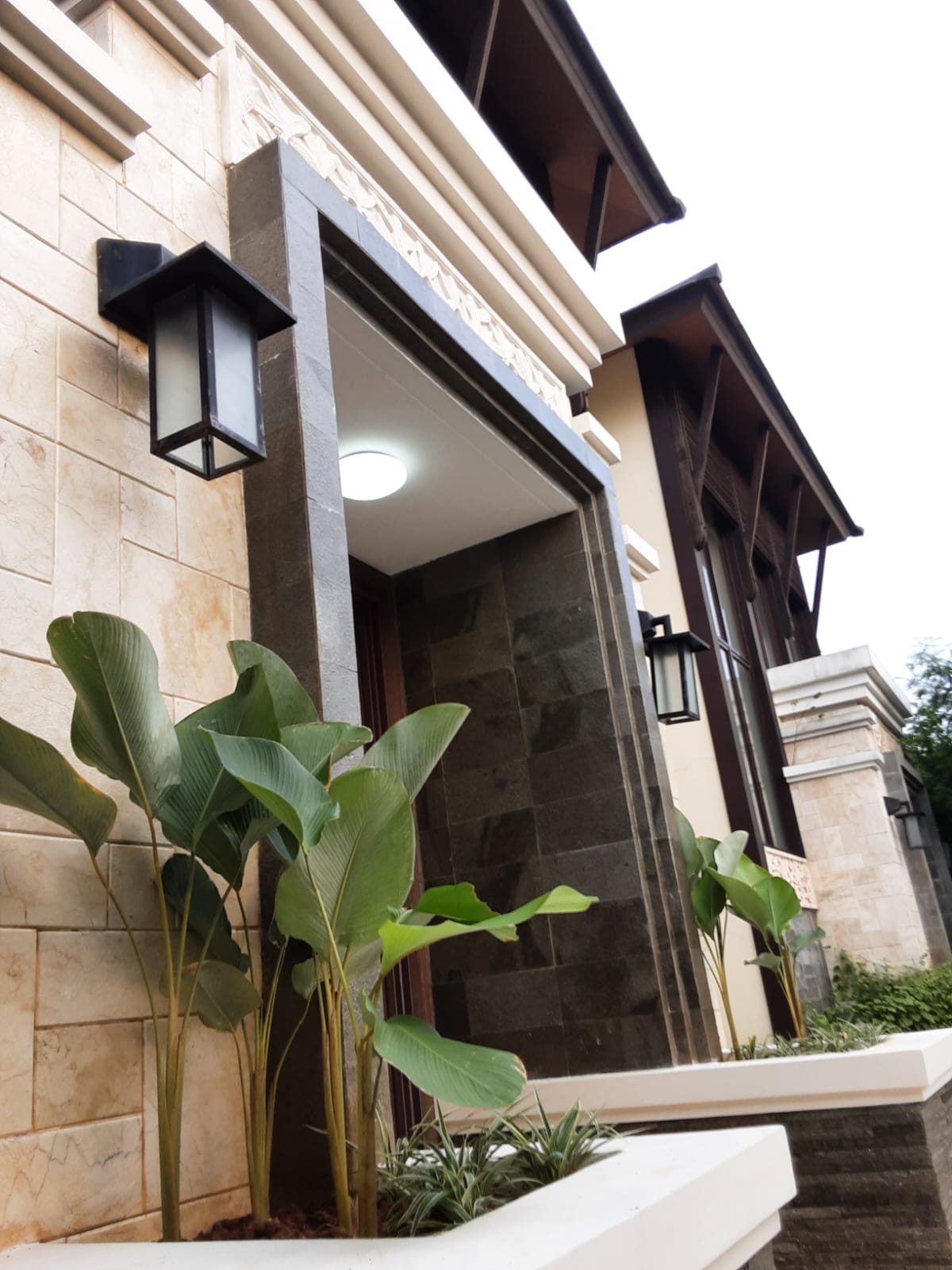 Rumah Disewakan di Cluster Forest Green Lippo Cikarang
